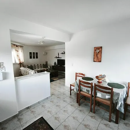 Harmony Ii Apartamento Vlachava